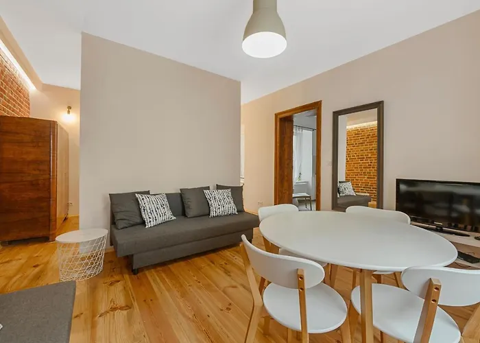 Off Piotrkowska Gate شقة *